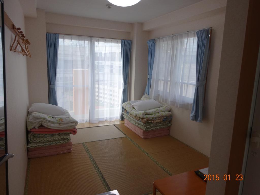 Minshuku Getto Hotel Naha Exterior photo